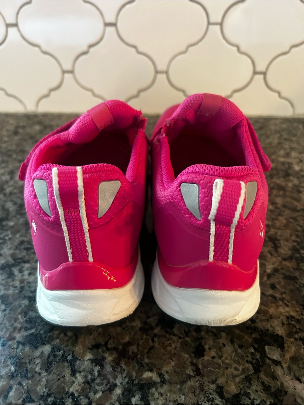 TIEM Slipstream Cycling Shoes Hot Pink Size 8 EUC! - Picture 4 of 7